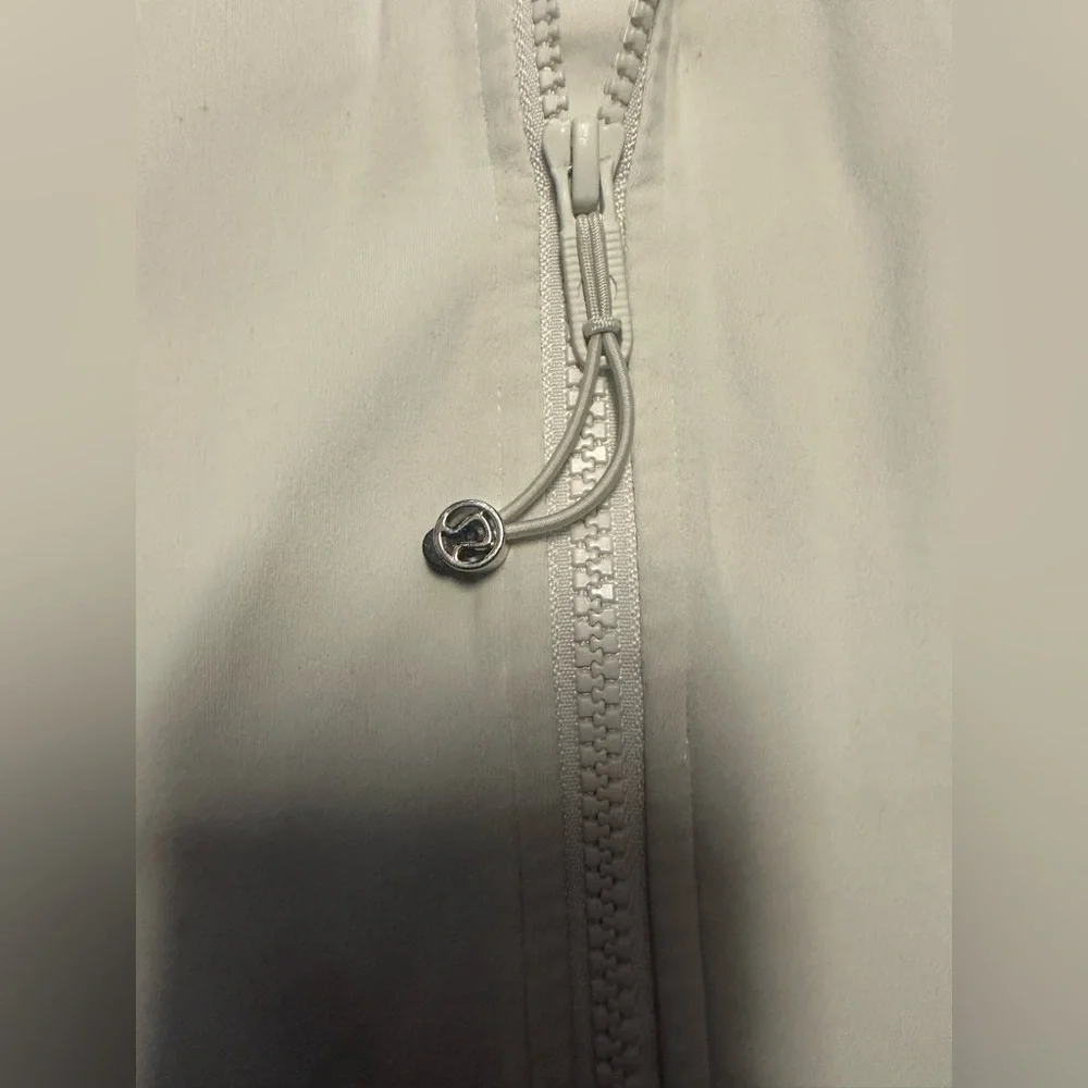 🤍🧁Lululemon Set🧁🤍 - Picture 2 of 7